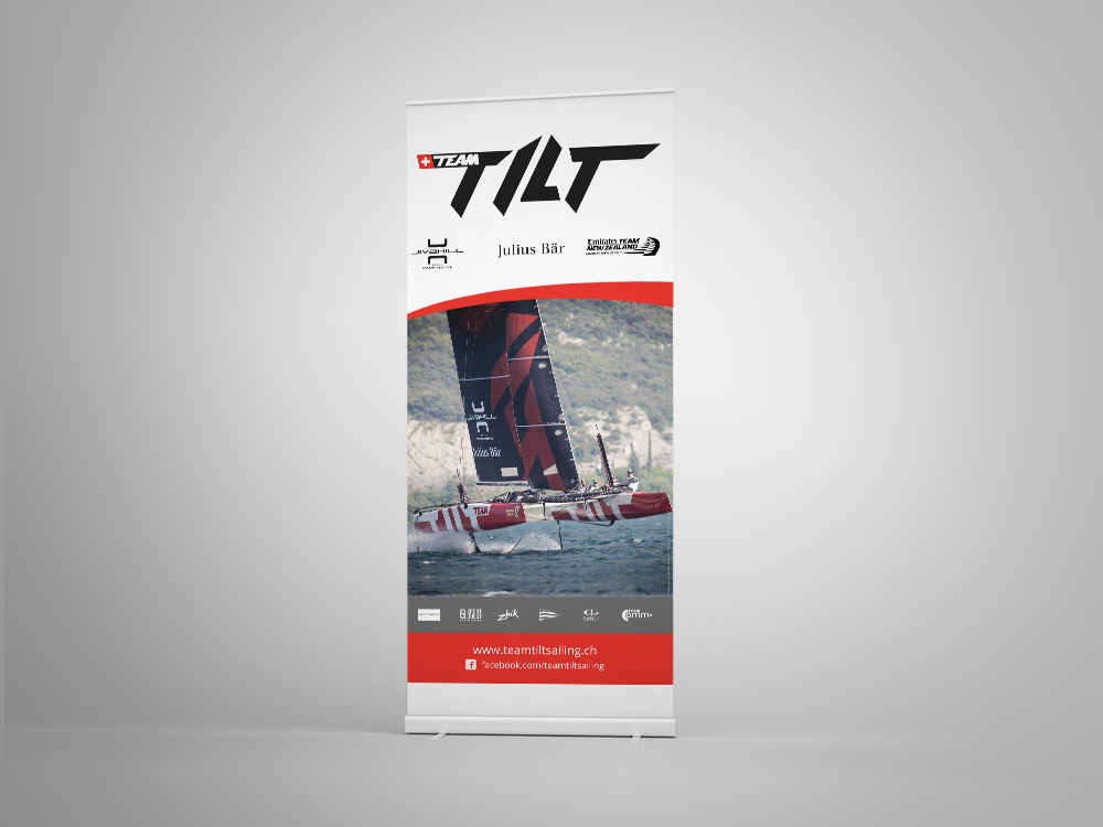 Mockup_Team Tilt_RollUp Roll up TeamTilt
